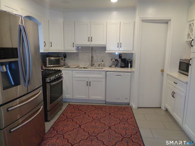 151 Sun Dance Road, Stamford, CT 06905