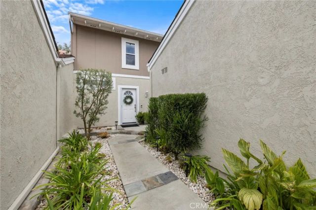 24 Sunfish, Irvine, CA 92604