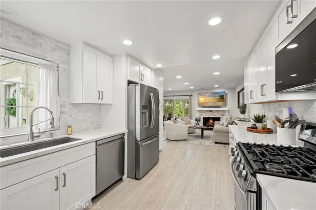 24 Sunfish, Irvine, CA 92604