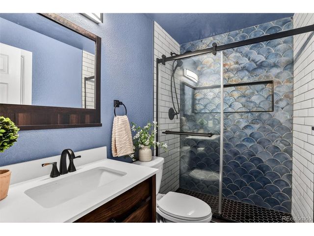 1672 S Rifle St, Aurora, CO 80017