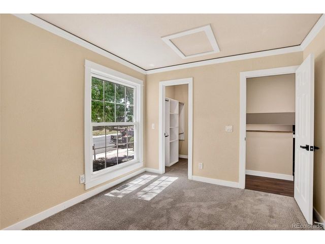 1672 S Rifle St, Aurora, CO 80017