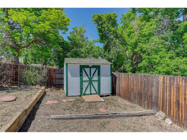 1672 S Rifle St, Aurora, CO 80017