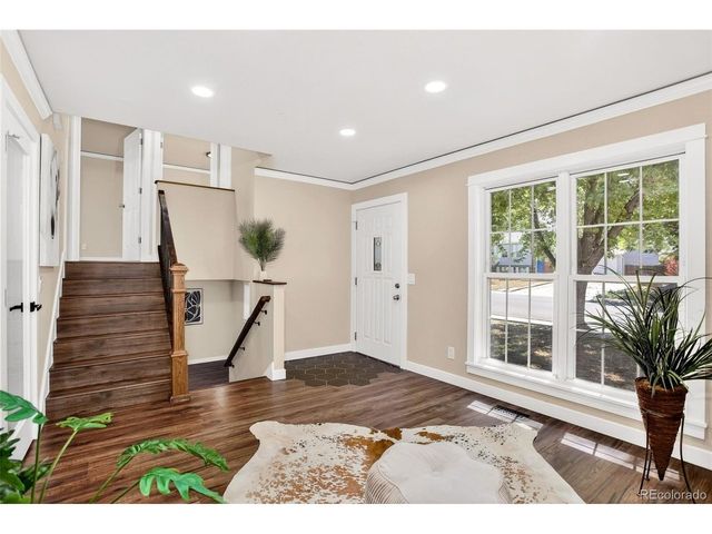 1672 S Rifle St, Aurora, CO 80017