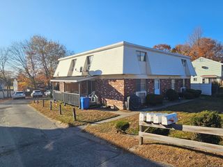 387 Bucks Hill Road D, Waterbury, CT 06704