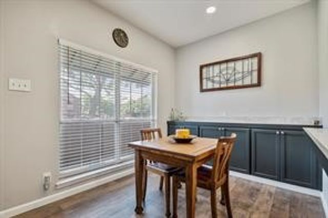 8601 Park Lane 323, Dallas, TX 75231