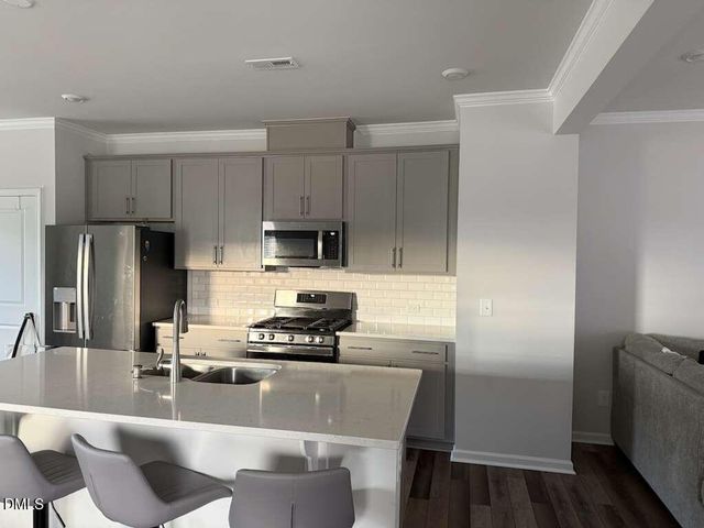 203 Nahunta Drive, Apex, NC 27539