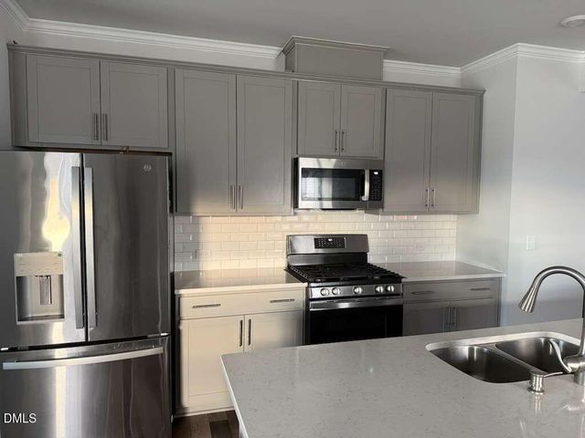 203 Nahunta Drive, Apex, NC 27539