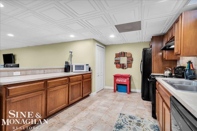 7303 William Drive, Shelby Twp, MI 48316
