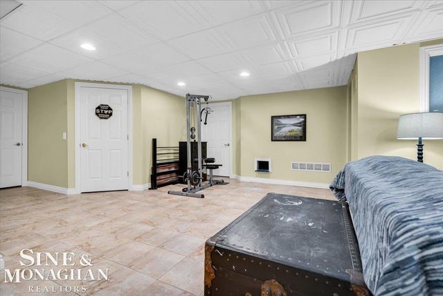 7303 William Drive, Shelby Twp, MI 48316
