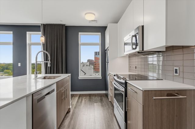 180 Telford Street 611, Boston, MA 02135