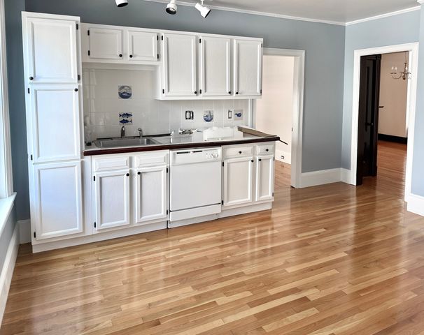 20 Brewster 1, Plymouth, MA 02360