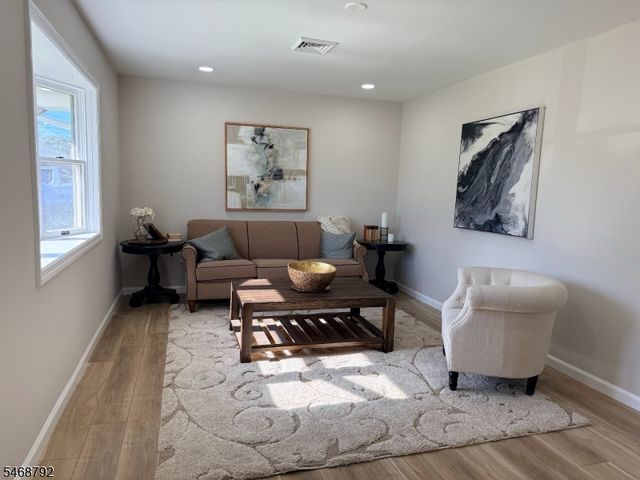 36 Charles Ter, Piscataway Twp., NJ 08854