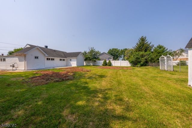 36 Charles Ter, Piscataway Twp., NJ 08854