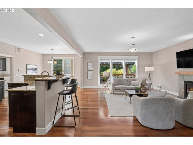 3864 Se HERON GLEN Way, Milwaukie, OR 97267