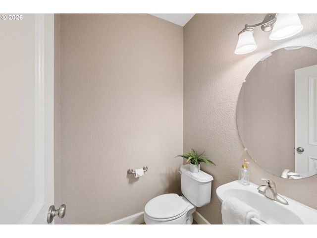 3864 Se HERON GLEN Way, Milwaukie, OR 97267