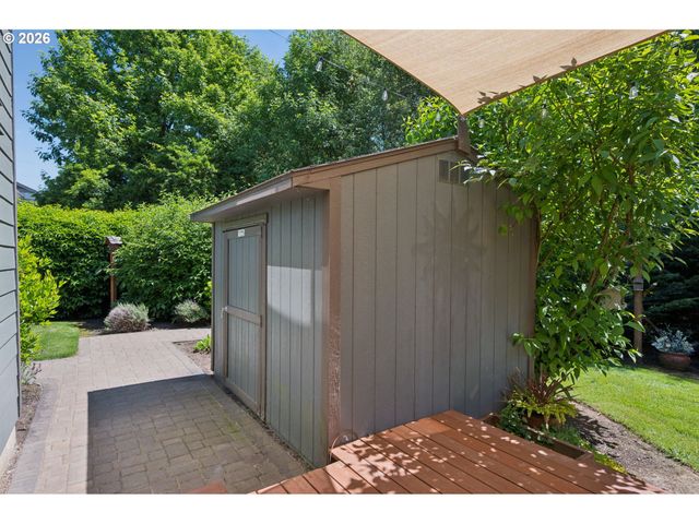 3864 Se HERON GLEN Way, Milwaukie, OR 97267