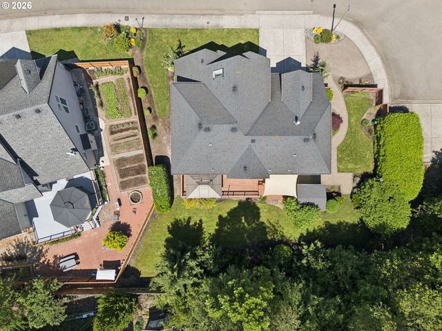 3864 Se HERON GLEN Way, Milwaukie, OR 97267