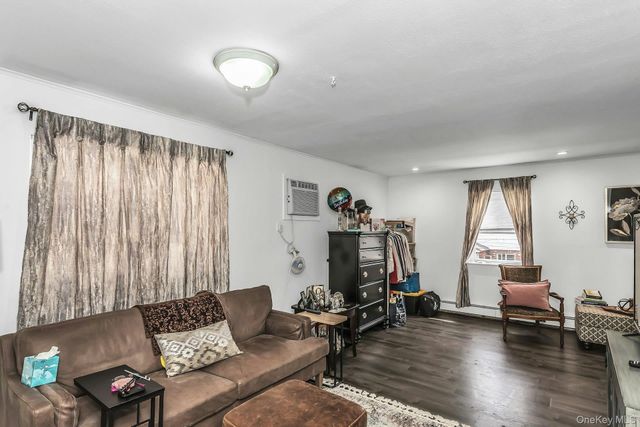 1808 Murray Street, Whitestone, NY 11357
