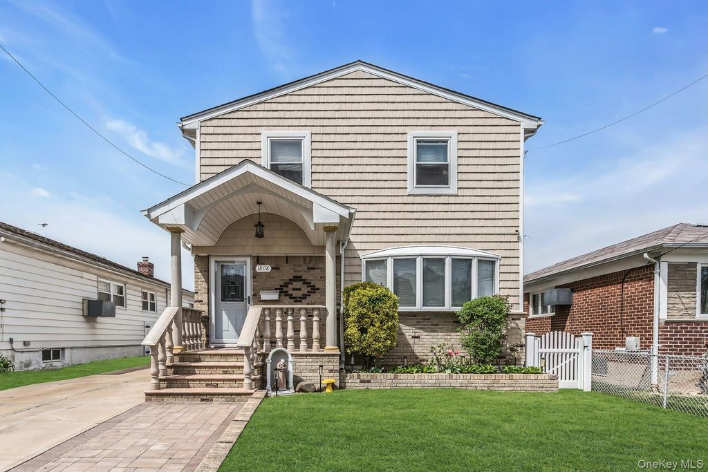 1808 Murray Street, Whitestone, NY 11357