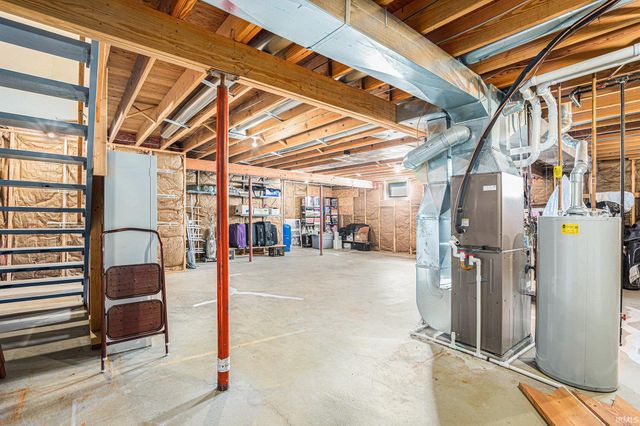 25855 Fox Tail Trail, South Bend, IN 46628