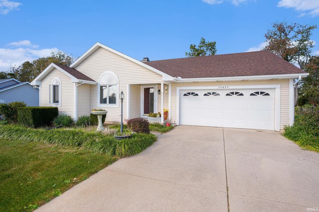 25855 Fox Tail Trail, South Bend, IN 46628