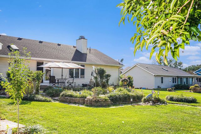 25855 Fox Tail Trail, South Bend, IN 46628