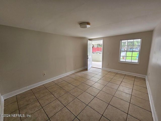 925 PHILLIPS Street 1, Jacksonville, FL 32207