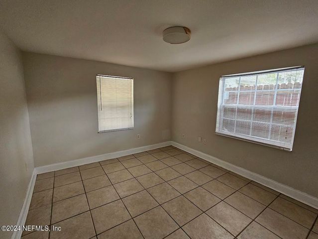 925 PHILLIPS Street 1, Jacksonville, FL 32207