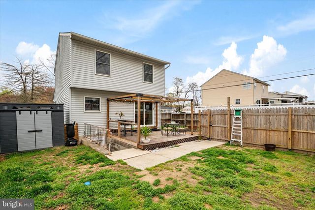 7850-B E SHORE RD, Pasadena, MD 21122