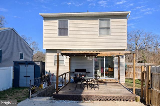 7850-B E SHORE RD, Pasadena, MD 21122