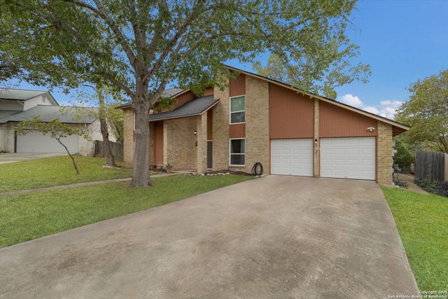 7107 Stirrup Cir, San Antonio, TX 78240