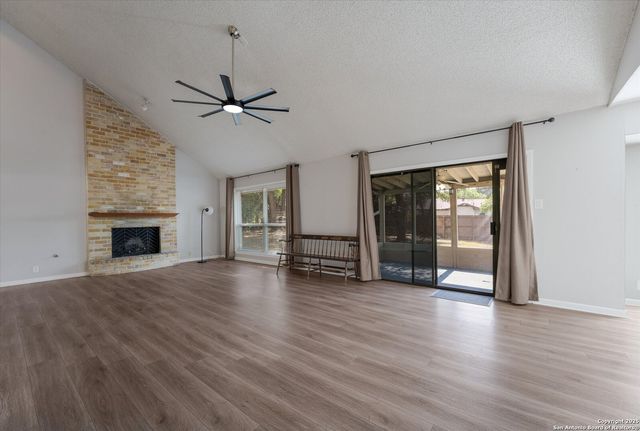 7107 Stirrup Cir, San Antonio, TX 78240