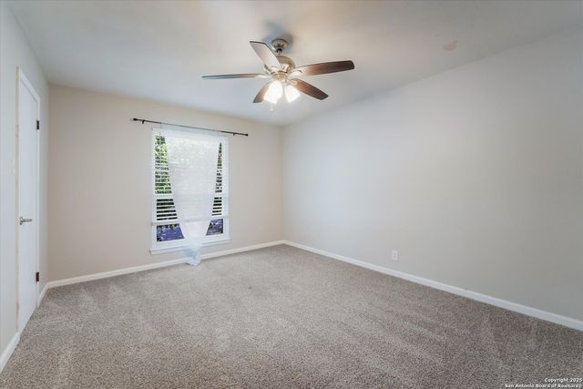 7107 Stirrup Cir, San Antonio, TX 78240