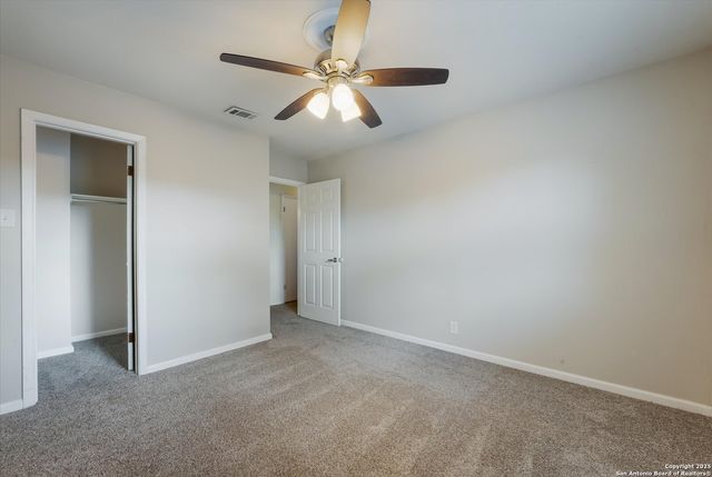 7107 Stirrup Cir, San Antonio, TX 78240