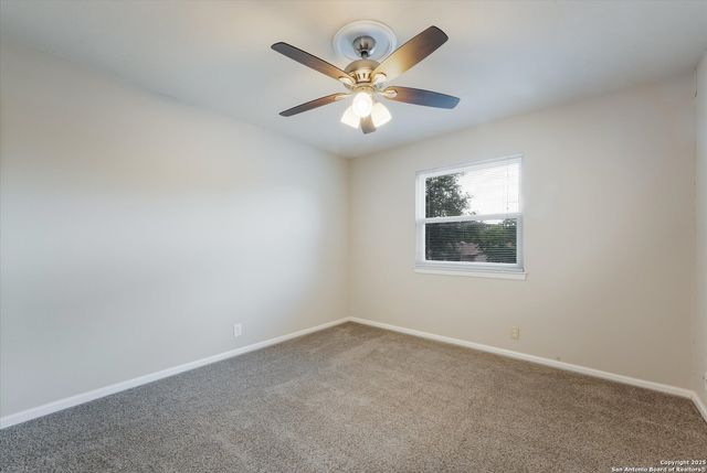 7107 Stirrup Cir, San Antonio, TX 78240