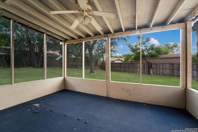 7107 Stirrup Cir, San Antonio, TX 78240