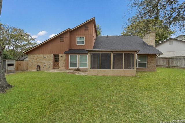 7107 Stirrup Cir, San Antonio, TX 78240