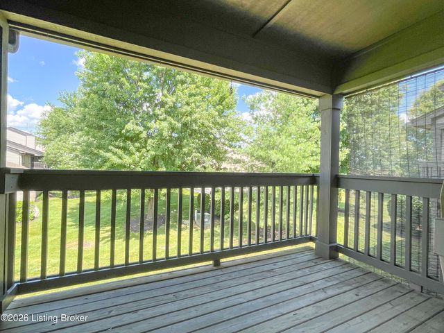 5305 Pacer Ln 204, Louisville, KY 40241