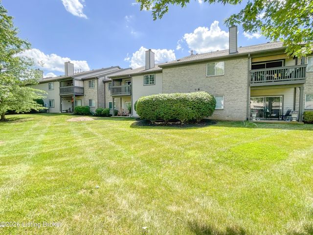 5305 Pacer Ln 204, Louisville, KY 40241