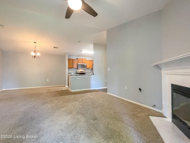 5305 Pacer Ln 204, Louisville, KY 40241