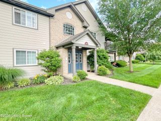 5305 Pacer Ln 204, Louisville, KY 40241