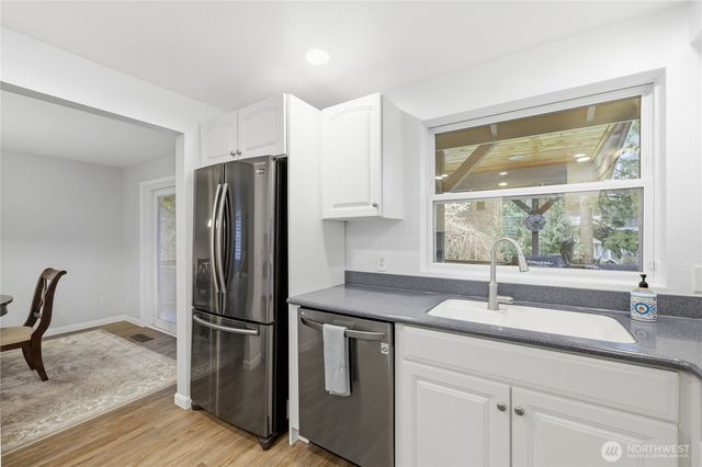 3340 SE Summer Place, Port Orchard, WA 98366