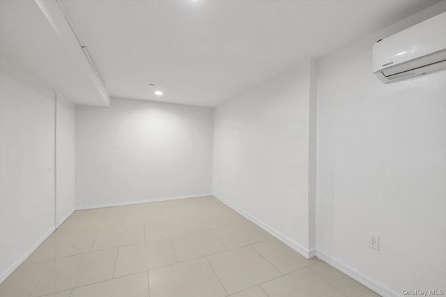 14734 224th Street, Jamaica, NY 11413