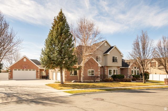 5843 W AVONMORE CIR, Highland, UT 84003