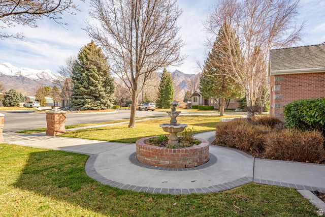 5843 W AVONMORE CIR, Highland, UT 84003