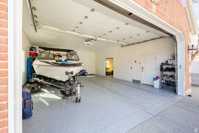 5843 W AVONMORE CIR, Highland, UT 84003