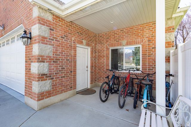 5843 W AVONMORE CIR, Highland, UT 84003