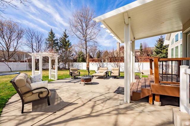 5843 W AVONMORE CIR, Highland, UT 84003