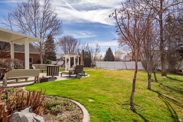 5843 W AVONMORE CIR, Highland, UT 84003