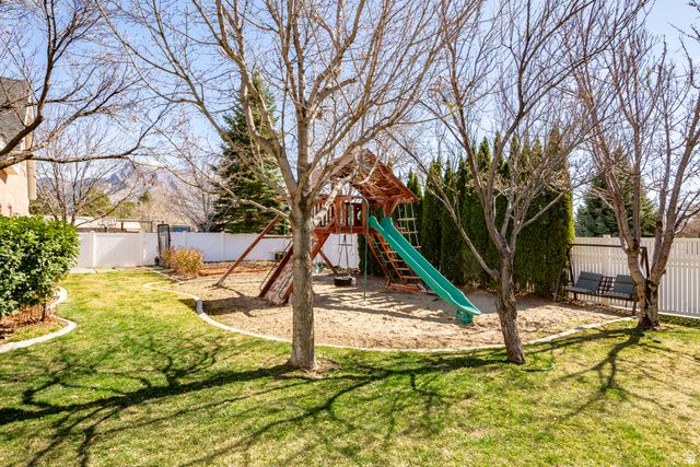 5843 W AVONMORE CIR, Highland, UT 84003
